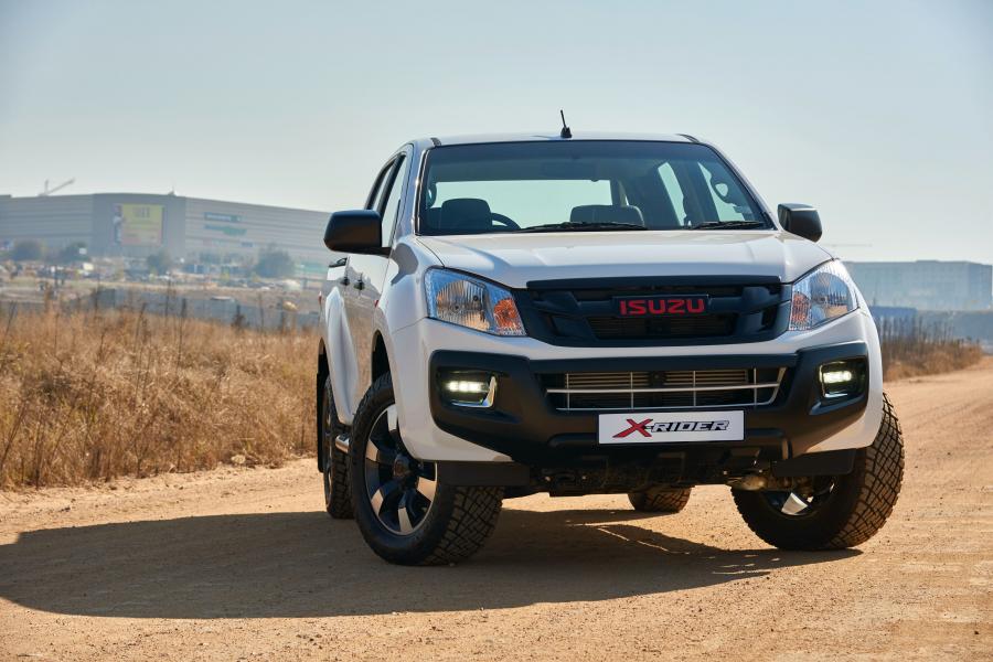  Isuzu KB Double Cab X-Rider 2016 года  (фото 16 из 30)